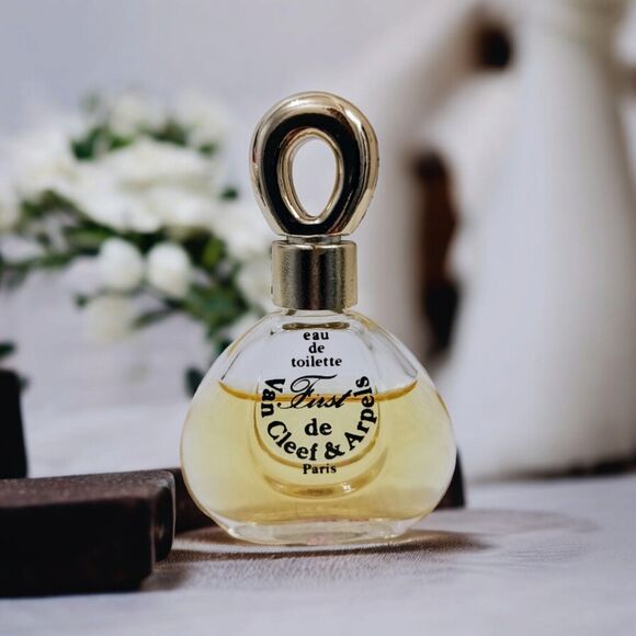 VAN CLEEF & ARPELS FIRST Eau De Toilette .17 oz 5ml Vanity Collectible Vintage - Picture 4 of 8
